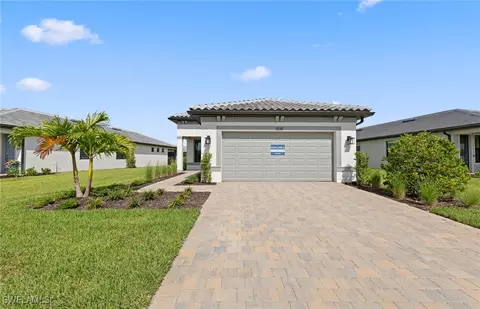 1939 Sierra Ct, Naples, FL 34120