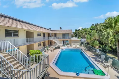 431 Vincennes Ct #9, Cape Coral, FL 33904