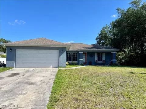2502 53rd St SW, Lehigh Acres, FL 33976