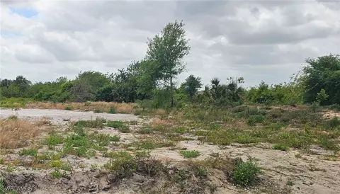 4221 18th St SW, Lehigh Acres, FL 33976