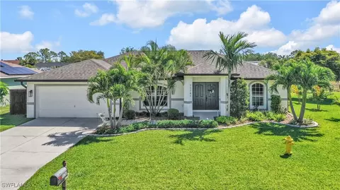 11741 Red Hibiscus Dr, Bonita Springs, FL 34135