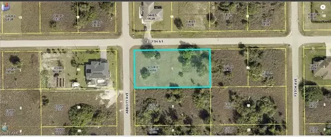 1622 Abbott Ave, Lehigh Acres, FL 33972
