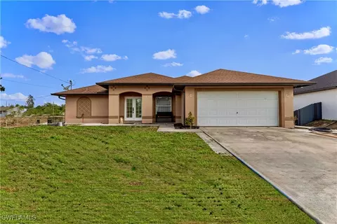 3604 41st St SW, Lehigh Acres, FL 33976