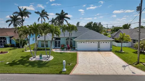 2213 SE 5th Ave, Cape Coral, FL 33990