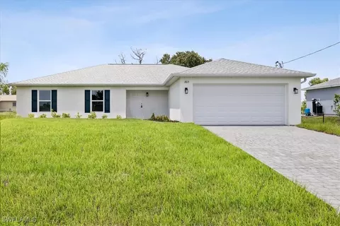 1813 NW 16th Ter, Cape Coral, FL 33993
