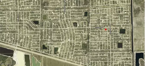 1149 Eclipse St E, Lehigh Acres, FL 33974 photo 2
