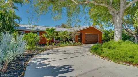 3572 Knollwood Rd, Fort Myers, FL 33919