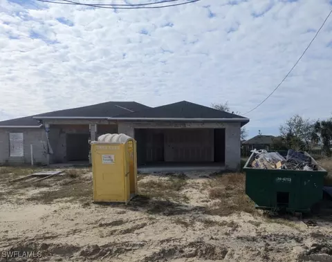1816 NE 13th Pl, Cape Coral, FL 33909
