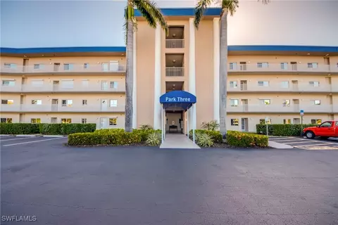 14831 Park Lake Dr #206, Fort Myers, FL 33919