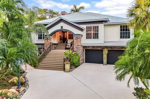 7130 Hendry Creek Dr, Fort Myers, FL 33908