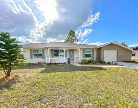 1425 Alwynne Dr, Lehigh Acres, FL 33936