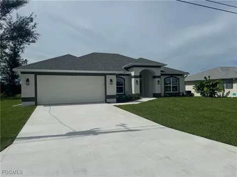 302 SE 15th Ter, Cape Coral, FL 33990