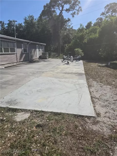 20640 River Dr, Estero, FL 33928 photo 4