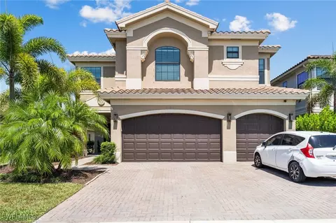 10008 Chesapeake Bay Dr, Fort Myers, FL 33913
