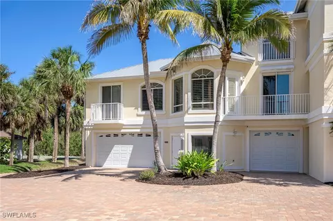 181 Lenell Rd #1A, Fort Myers Beach, FL 33931