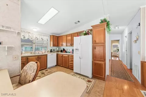1912 Mango St NE, Palm Bay, FL 32905 photo 18