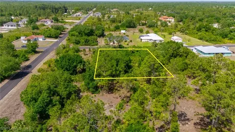 302 Abbott Ave, Lehigh Acres, FL 33936