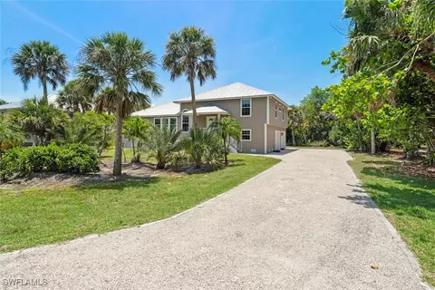 1839 Farm Trl, Sanibel, FL 33957