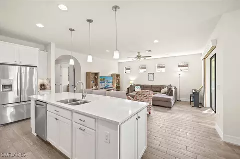 11811 Darcy Pl, Fort Myers, FL 33913