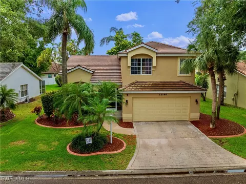 12700 Eagle Pointe Cir, Fort Myers, FL 33913