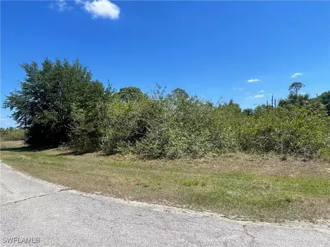 7026 Calder Ct, Labelle, FL 33935 photo 2