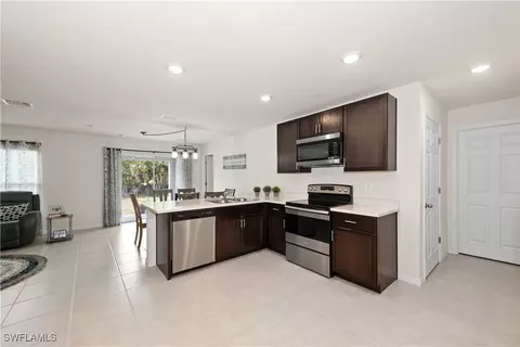 Kitchen - 7010 Beaver Cir, Labelle, FL 33935 photo 1 of 2