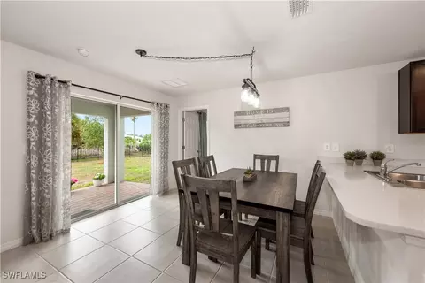Dining - 7010 Beaver Cir, Labelle, FL 33935 photo 1 of 1