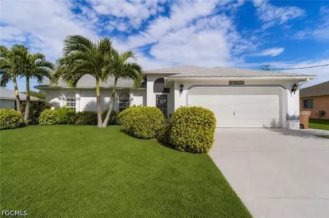 2019 SW 43rd Ter, Cape Coral, FL 33914