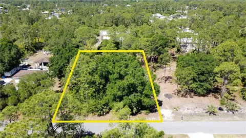 1415 State Ave, Lehigh Acres, FL 33972