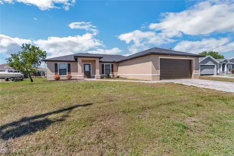 1727 NW 12th Ter, Cape Coral, FL 33993
