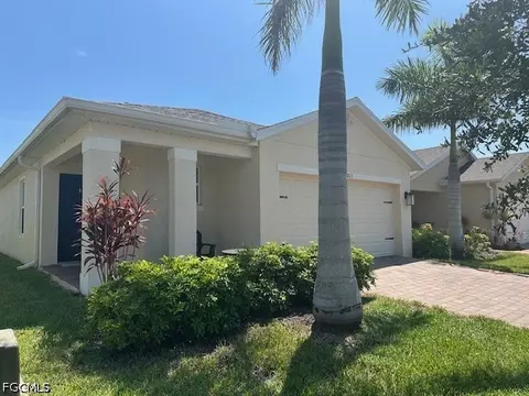 8813 Swell Brooks Ct, North Fort Myers, FL 33917
