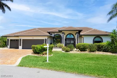 3605 SE 18th Ave, Cape Coral, FL 33904