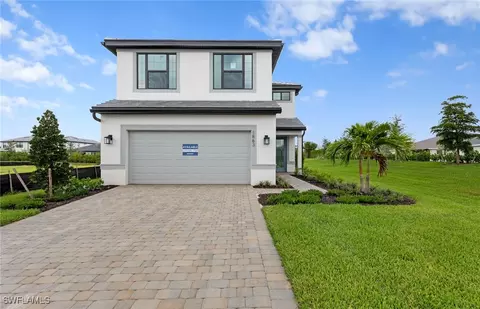 1863 Sierra Ct, Naples, FL 34120