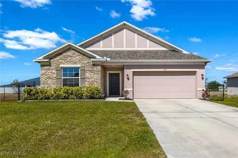 1316 NE Juanita Pl, Cape Coral, FL 33909