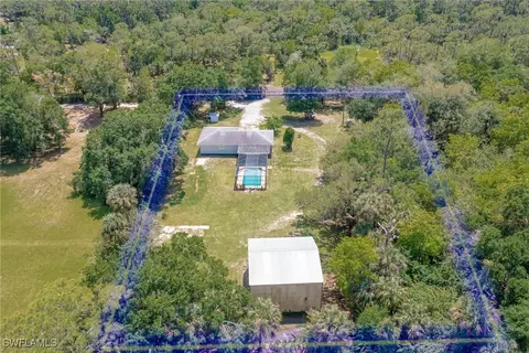 2970 Packinghouse Rd, Alva, FL 33920
