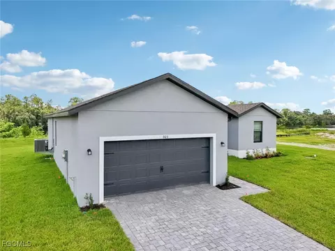 923 Admiral Bull Halsey Ave, Labelle, FL 33935