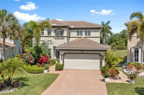 8625 Pegasus Dr, Lehigh Acres, FL 33971