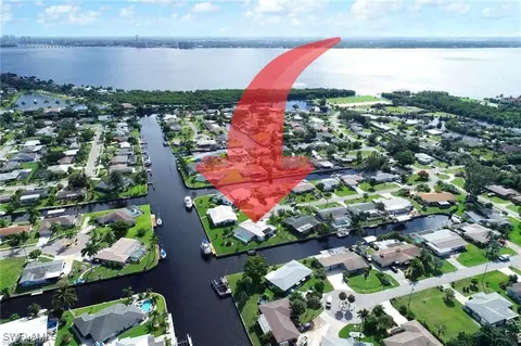 4343 S Gulf Cir, North Fort Myers, FL 33903
