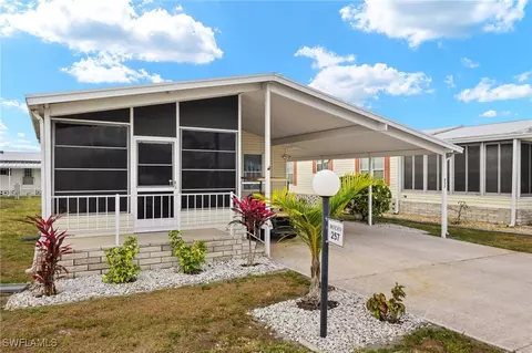 9648 Sugarmill Springs Dr, Fort Myers, FL 33905