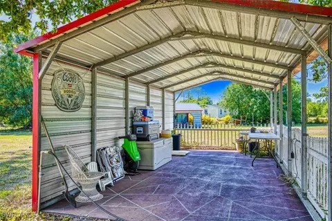 1216 Pine Ave, Labelle, FL 33935 photo 30
