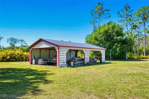 1216 Pine Ave, Labelle, FL 33935 photo 31