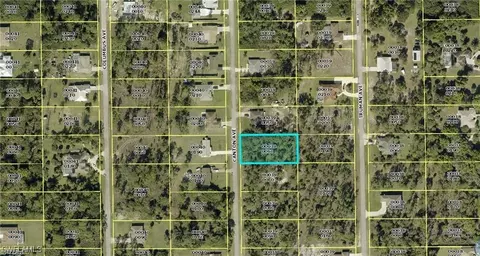 712 Canton Ave, Lehigh Acres, FL 33972