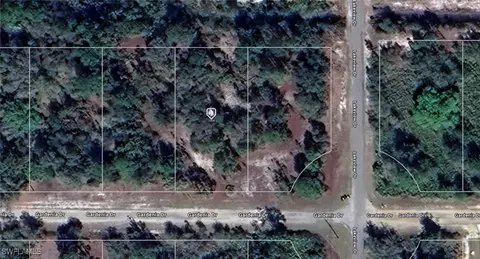 1004 Gardenia Dr, Indian Lake Estates, FL 33855