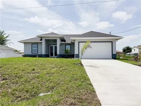 3209 36th St SW, Lehigh Acres, FL 33976