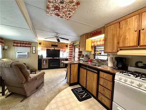 4520 Lafayette Ln E, Estero, FL 33928 photo 12