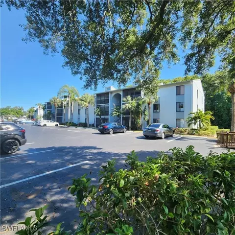 9610 Green Cypress Ln #11-C2, Fort Myers, FL 33905