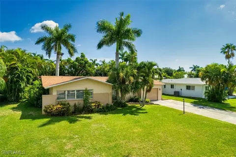 412 Bayshore Dr, Cape Coral, FL 33904