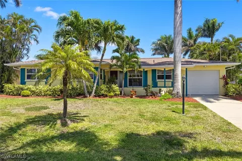 2827 SE 18th Ave, Cape Coral, FL 33904