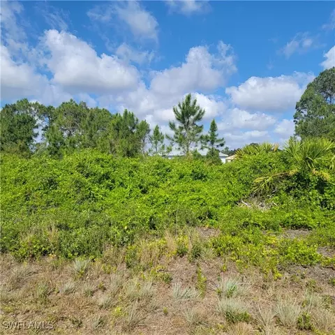 710 Azure Ave, Lehigh Acres, FL 33974