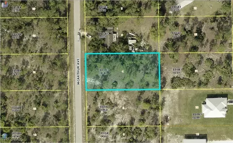 1116 Mcarthur Ave, Lehigh Acres, FL 33936